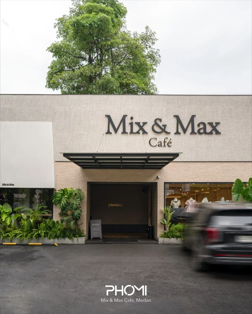 Mix & Max Cafe